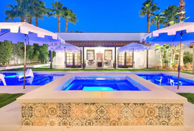 Celebrate Like Celebrities at The Movie Colony Villa image 47