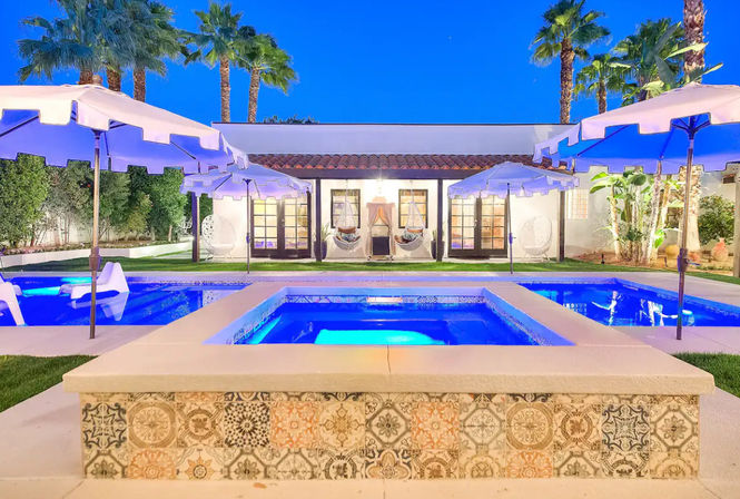Celebrate Like Celebrities at The Movie Colony Villa image 47