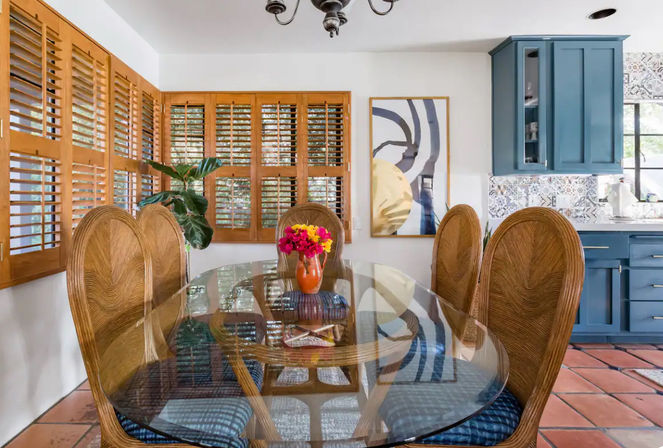 Celebrate Like Celebrities at The Movie Colony Villa image 9