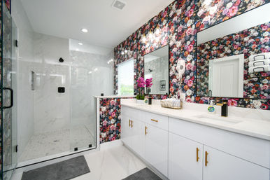 Blooming Gardens: 2 Epic Downtown Homes with 22 Beds, Hot Tubs, Chef, Massage & Mixology Class image 13
