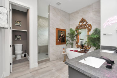 Blooming Gardens: 2 Epic Downtown Homes with 22 Beds, Hot Tubs, Chef, Massage & Mixology Class image 33