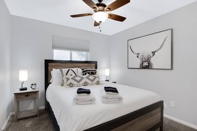 The Ranch: 4-Bedroom Luxury Retreat with Heated Pool image 21