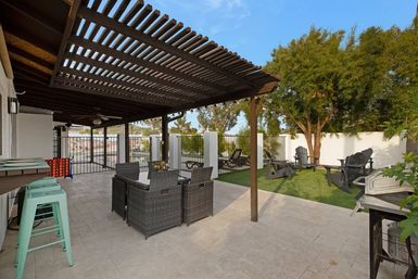 The Ranch: 4-Bedroom Luxury Retreat with Heated Pool image 32