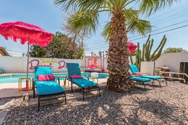 Love Island Vibes at this Desert Dream House image 10