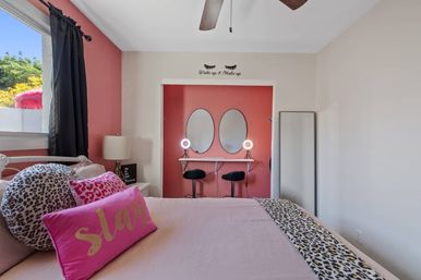 Love Island Vibes at this Desert Dream House image 34