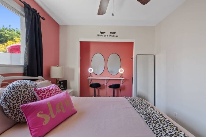Love Island Vibes at this Desert Dream House image 34