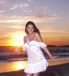 Beach Sunset Photoshoot at Tybee Island With Award-Winning Photographer Wen McNally image 8