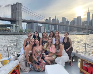 Sunset Party Cruise: Statue of Liberty, Manhattan Skyline, Brooklyn Bridge & more image 10