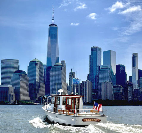 Sunset Party Cruise: Statue of Liberty, Manhattan Skyline, Brooklyn Bridge & more image 11