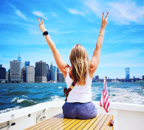 Sunset Party Cruise: Statue of Liberty, Manhattan Skyline, Brooklyn Bridge & more image 14