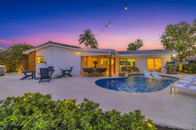 Bermuda Key Waterfront Villa for Groups: Heated Pool, Jacuzzi & Dock Access image 56