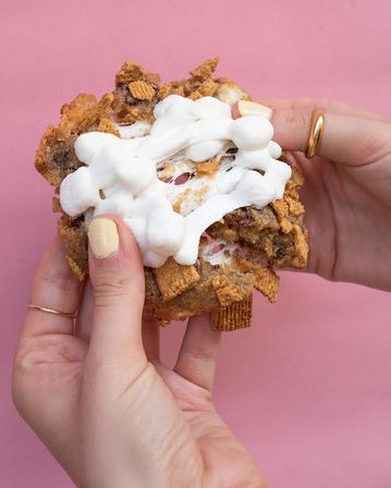 Adorable Funny-Face Bakery: NYC's Best Decorated Gooey Cookies image 8