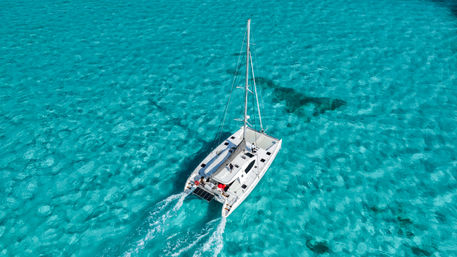 Cancun Private Catamaran Tour to Isla Mujeres with Snorkeling & Open Bar image 11
