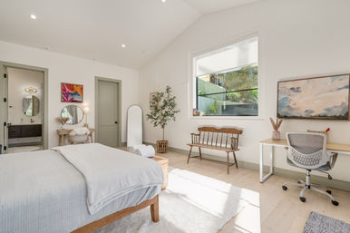 Cloud 9: Modern Luxury Farmhouse with Pool & Hot Tub in Glen Ellen Wine Country image 18