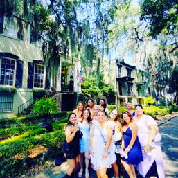 Tipsy Trivia Tour in Savannah's Historic District: Trivia & Pub Hop image 20