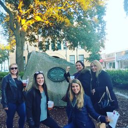 Tipsy Trivia Tour in Savannah's Historic District: Trivia & Pub Hop image 23