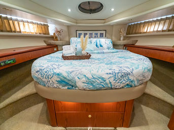 Celebrate Your Bachelorette in Style on a 50 Ft Maxum Yacht image 14