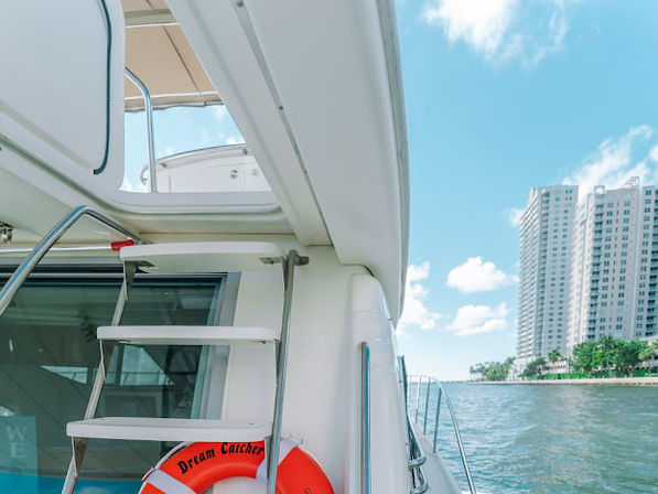 Celebrate Your Bachelorette in Style on a 50 Ft Maxum Yacht image 11