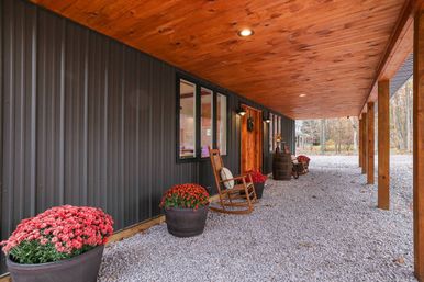 The Pocono Barndominium: Luxury Meets the Mountains with Hot Tub, Fire Pit & Golf Simulator image 55