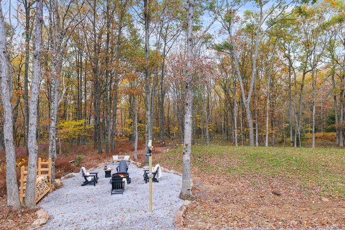 The Pocono Barndominium: Luxury Meets the Mountains with Hot Tub, Fire Pit & Golf Simulator image 57