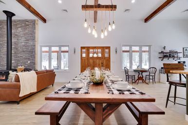 The Pocono Barndominium: Luxury Meets the Mountains with Hot Tub, Fire Pit & Golf Simulator image 21