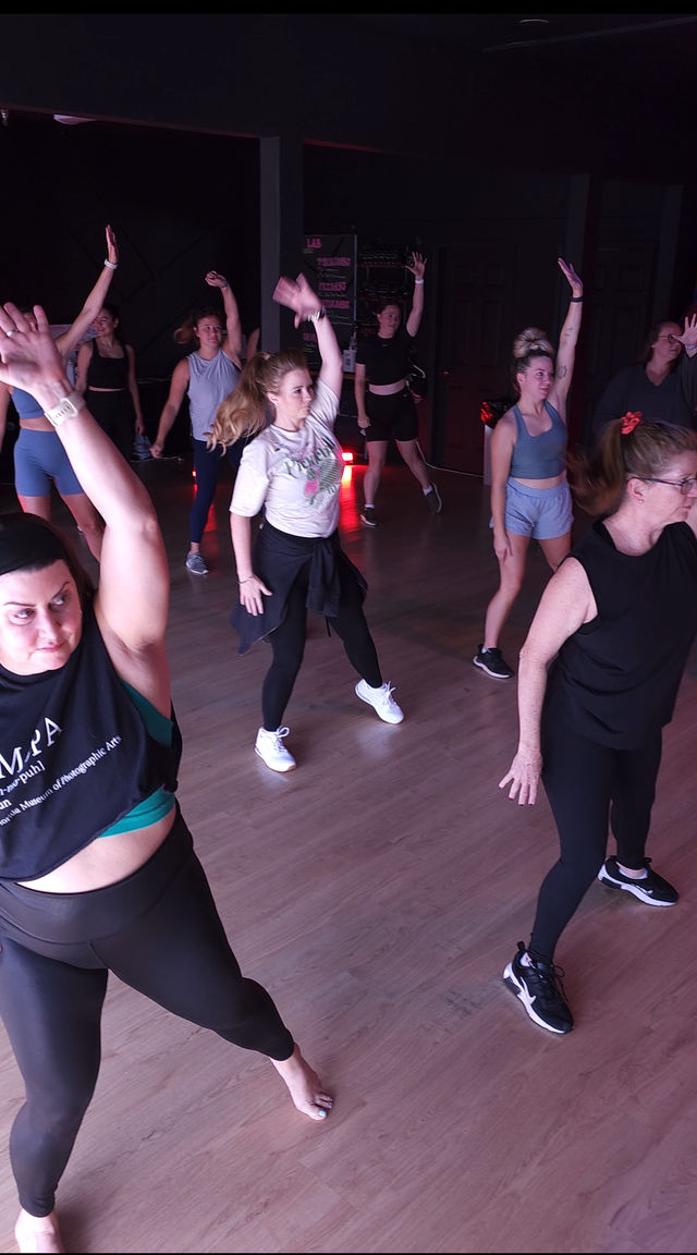 Bach Booty Combo: Private Fitness & Hip Hop Experience image 4
