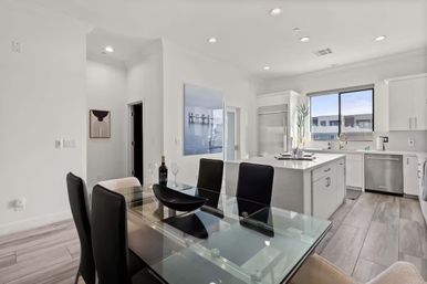 The Desert Standard: Mid-Century Luxe Just Steps from Old Town image 44