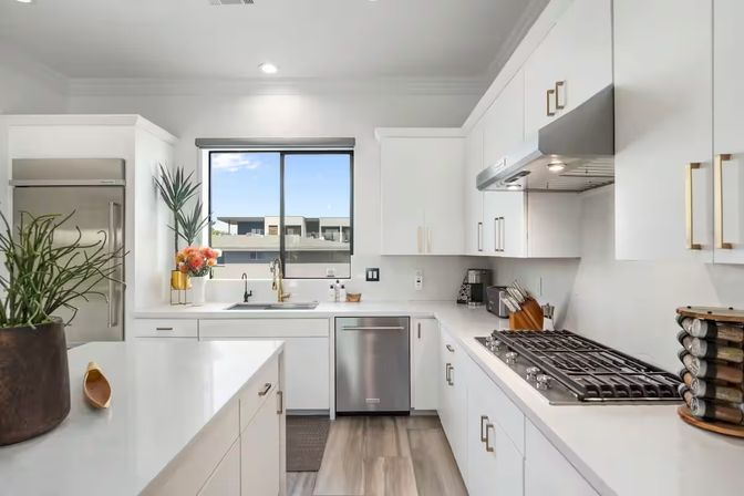 The Desert Standard: Mid-Century Luxe Just Steps from Old Town image 18