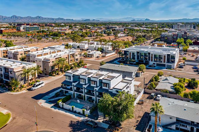 The Desert Standard: Mid-Century Luxe Just Steps from Old Town image 56