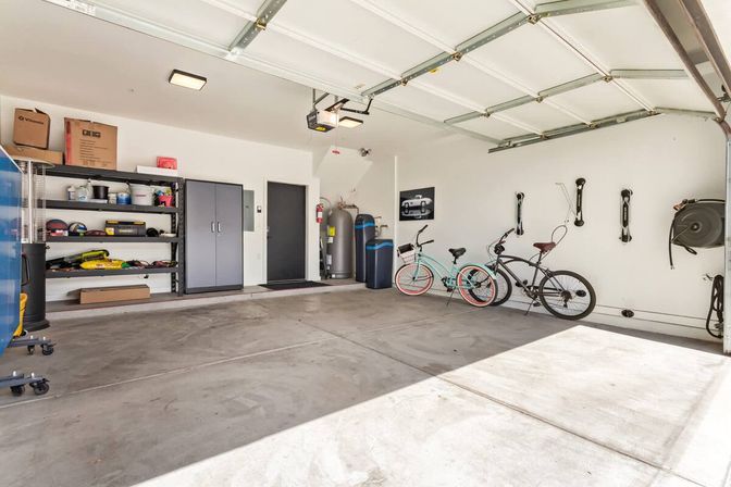 The Desert Standard: Mid-Century Luxe Just Steps from Old Town image 55