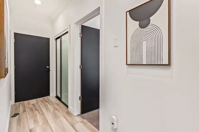 The Desert Standard: Mid-Century Luxe Just Steps from Old Town image 31