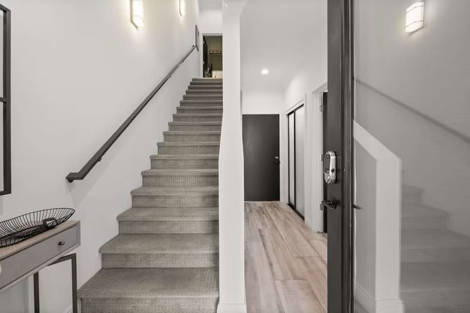 The Desert Standard: Mid-Century Luxe Just Steps from Old Town image 32