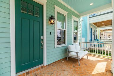 Lady Galvez Luxury Galveston Beach Retreat: EV Charger, Soaking Tub & Walk to Pleasure Pier image 46