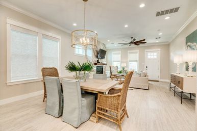 Lady Galvez Luxury Galveston Beach Retreat: EV Charger, Soaking Tub & Walk to Pleasure Pier image 9