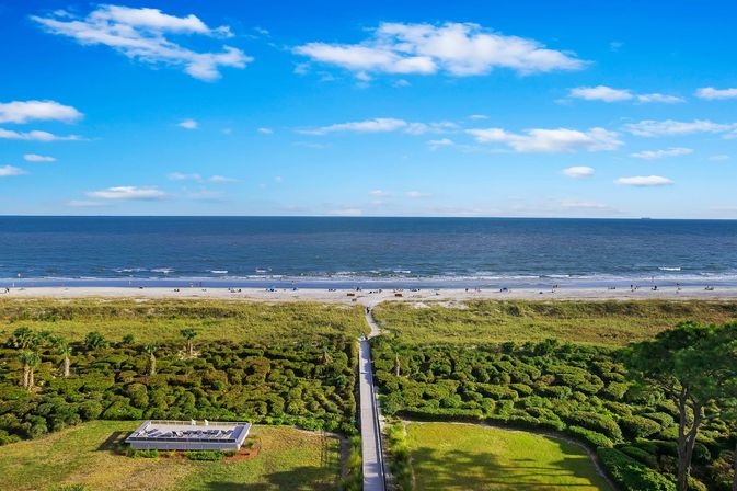 Seaside Sanctuary: 1BR Villa Steps from Beach image 24
