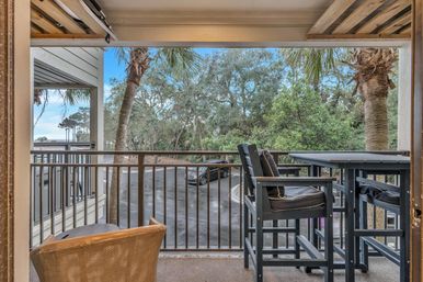 Seaside Sanctuary: 1BR Villa Steps from Beach image 21