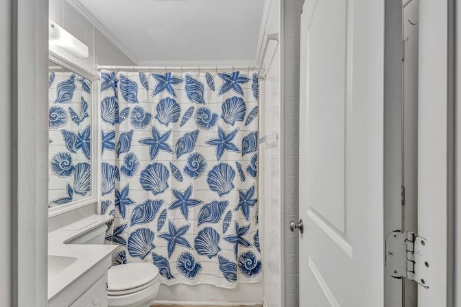Seaside Sanctuary: 1BR Villa Steps from Beach image 11