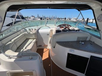 Luxe Yacht Private Party for Party-Filled Day on the Lake with Custom Itineraries image 12