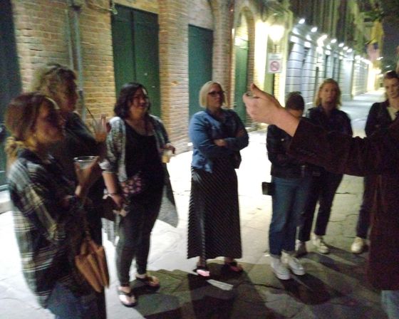 New Orleans Spooky Spirits Haunted Pub Crawl image 8