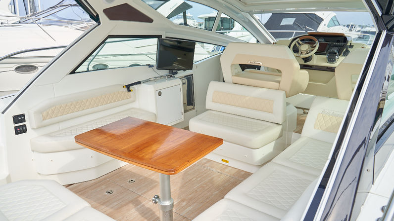 Beneteau GT 42' Luxury Yacht Charter image 4