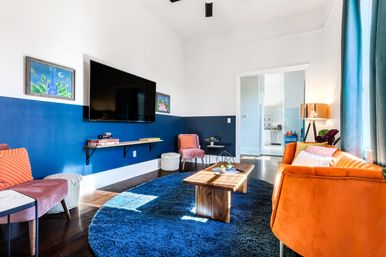 Modern and Spacious House with Heated Pool Near French Quarter image 9