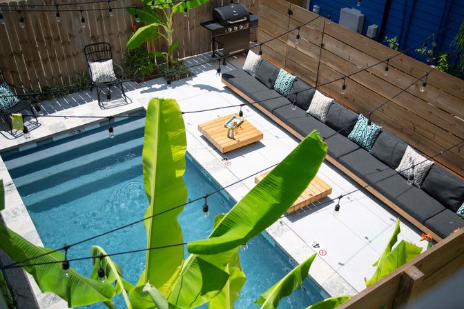 Modern and Spacious House with Heated Pool Near French Quarter image 34