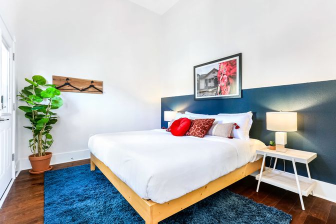 Modern and Spacious House with Heated Pool Near French Quarter image 18