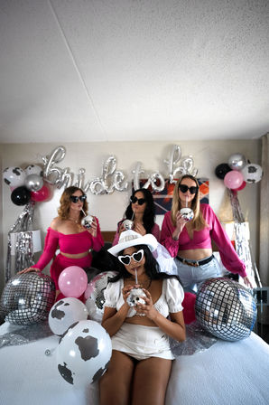 Party Palooza: Deluxe Decor Delights with Backdrops, Balloon Bashes & Tailored Themes image 9