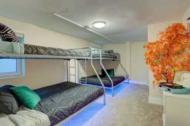 Vine Street Retreat in Downtown Denver image 12