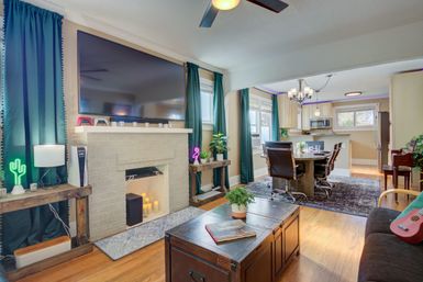Vine Street Retreat in Downtown Denver image 2