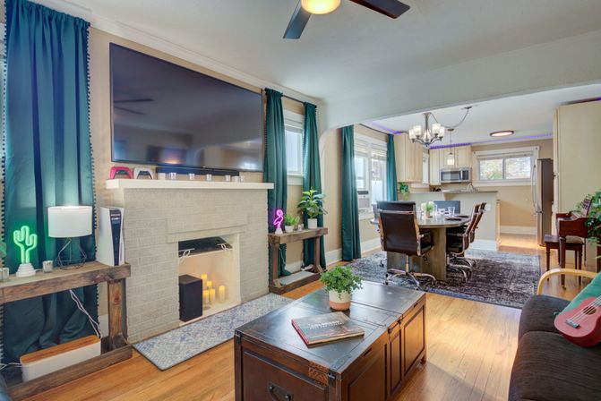 Vine Street Retreat in Downtown Denver image 2