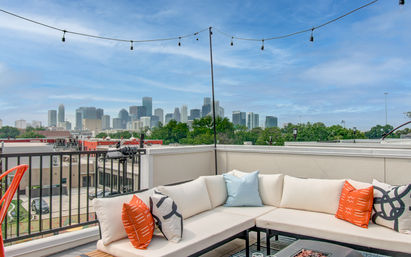 HTX Modern Retreat: Roof Terrace with Cinema + City Views image 6