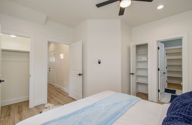 HTX Modern Retreat: Roof Terrace with Cinema + City Views image 55