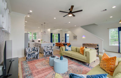 HTX Modern Retreat: Roof Terrace with Cinema + City Views image 3